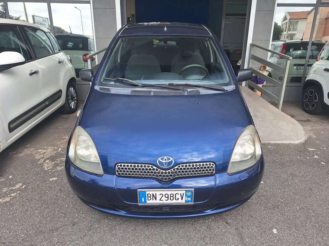 Toyota Yaris 5p 1.0 Sol, foto 1