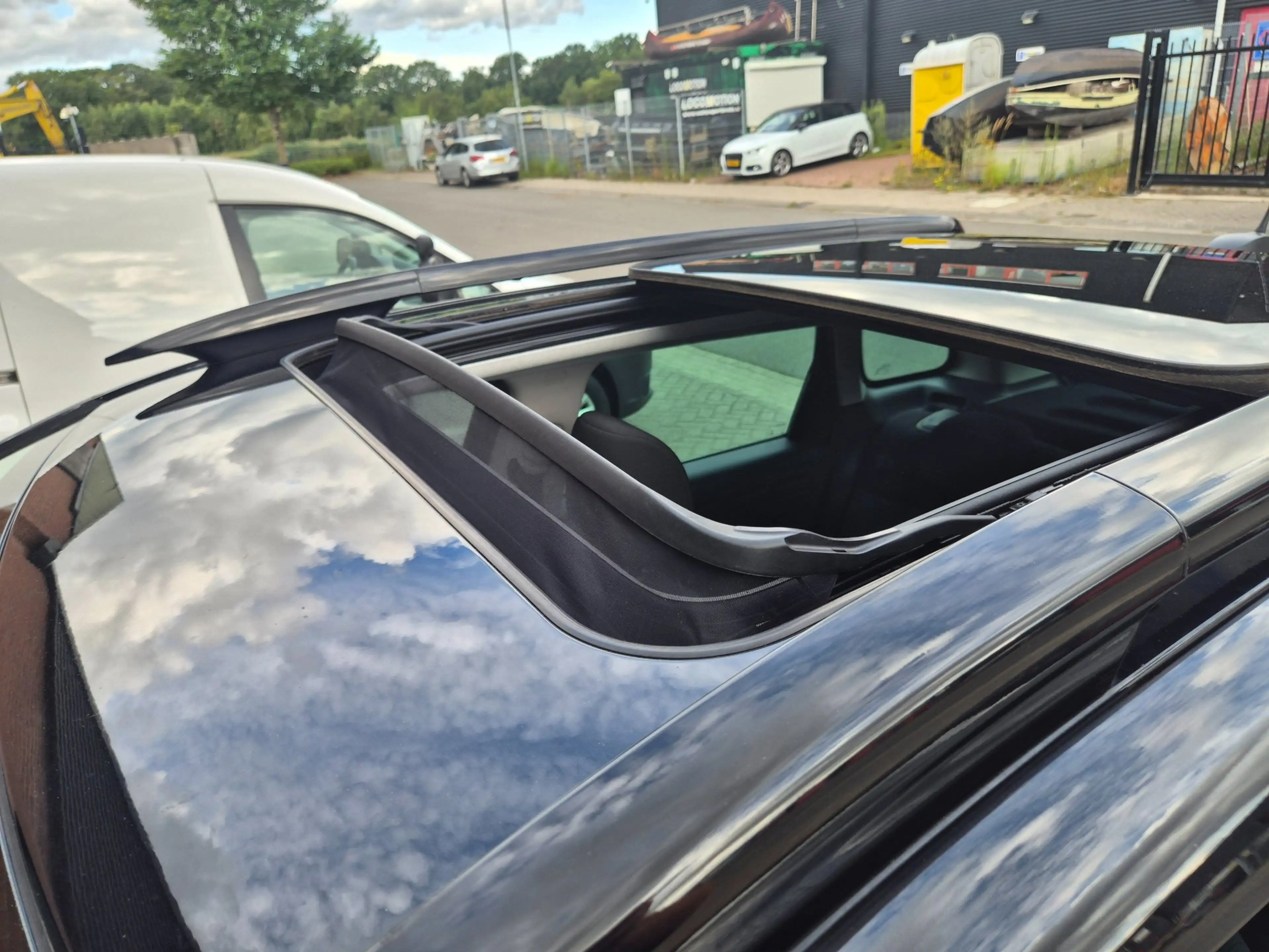 Citroen C3 Aircross 1.2 PureTech S&S Shine Pano, Trekhaak, NAP — photo 20