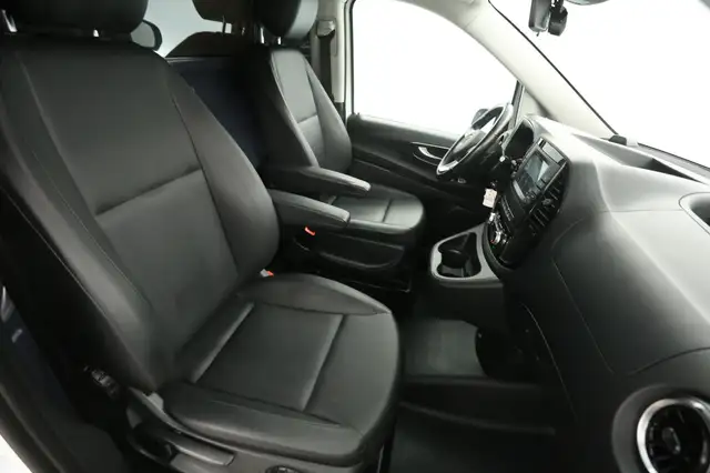Mercedes-Benz Vito view 10