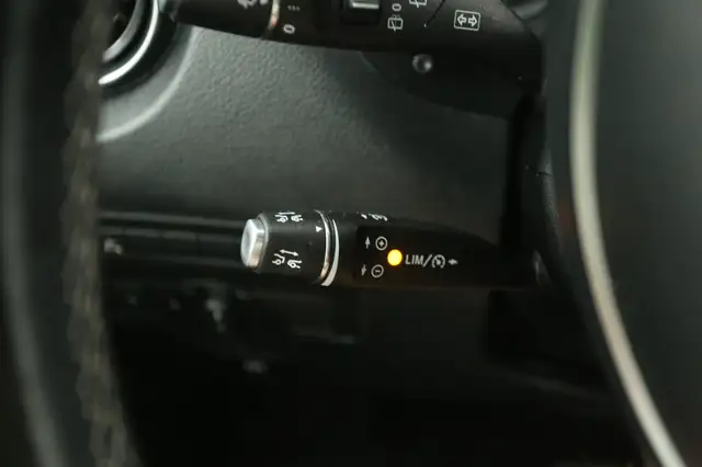 Mercedes-Benz Vito view 14