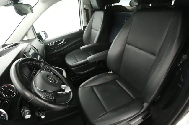 Mercedes-Benz Vito view 9