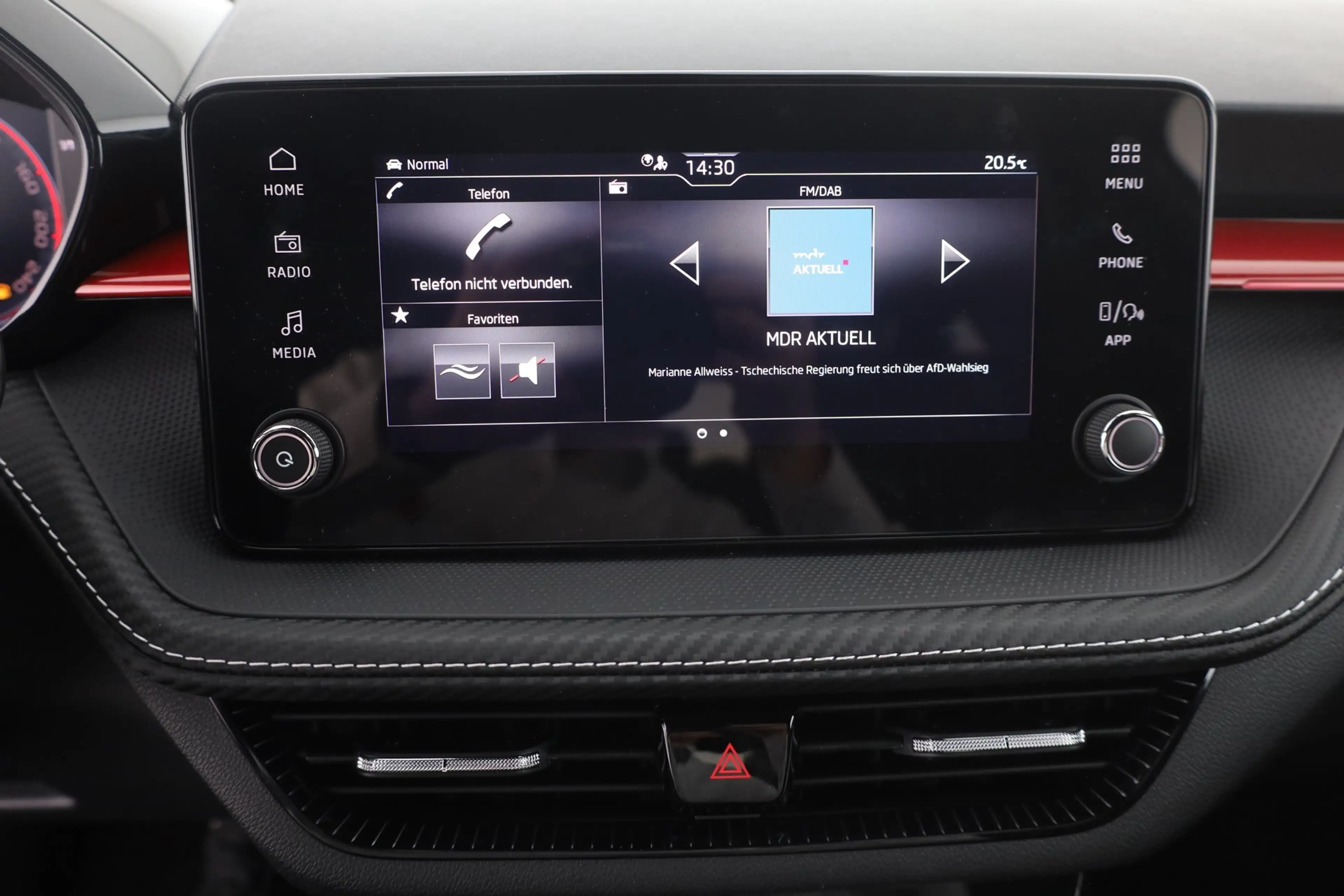 Skoda Fabia Monte Carlo 1.5 TSI DSG LED ACC Kamera — photo 11