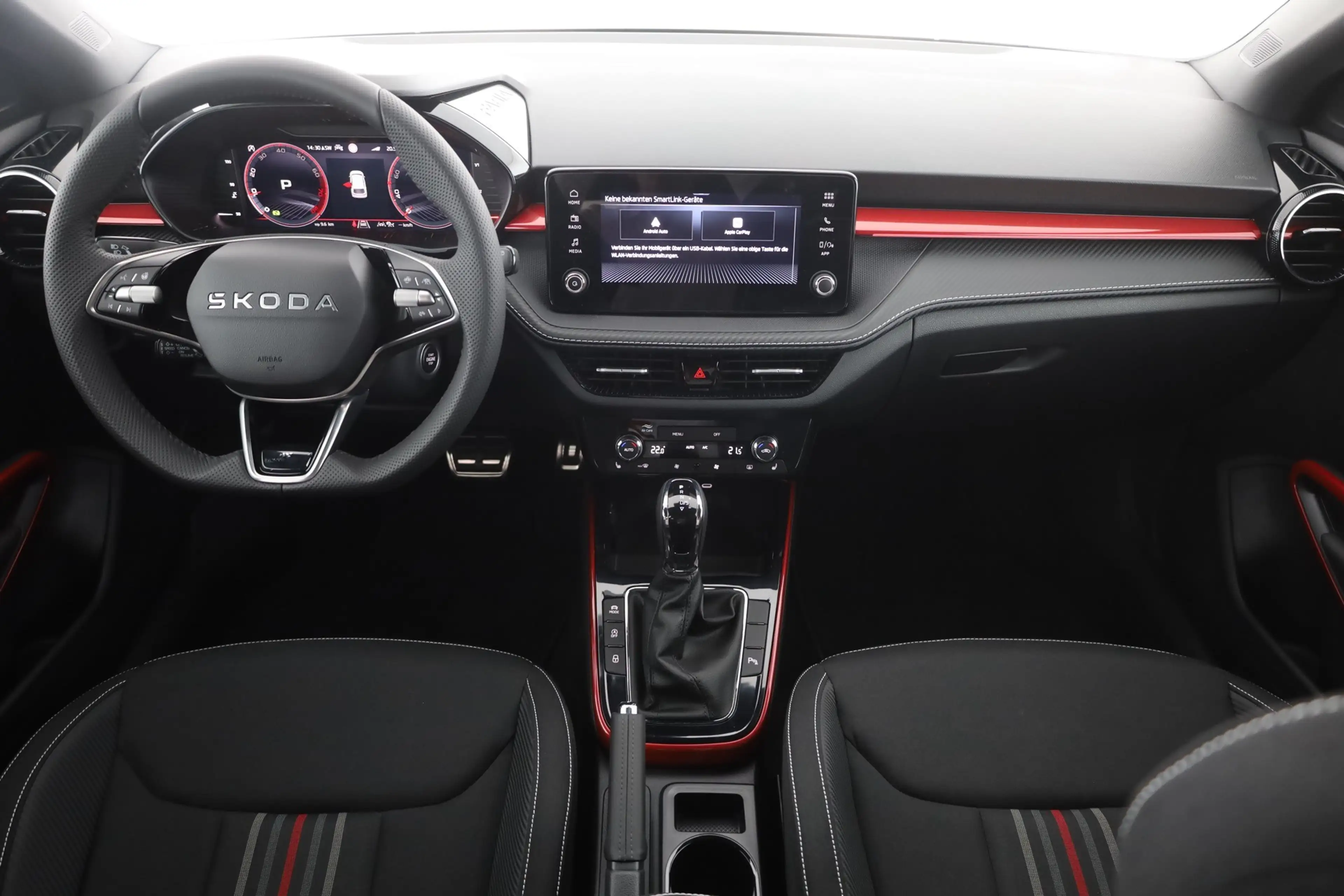 Skoda Fabia Monte Carlo 1.5 TSI DSG LED ACC Kamera — photo 9