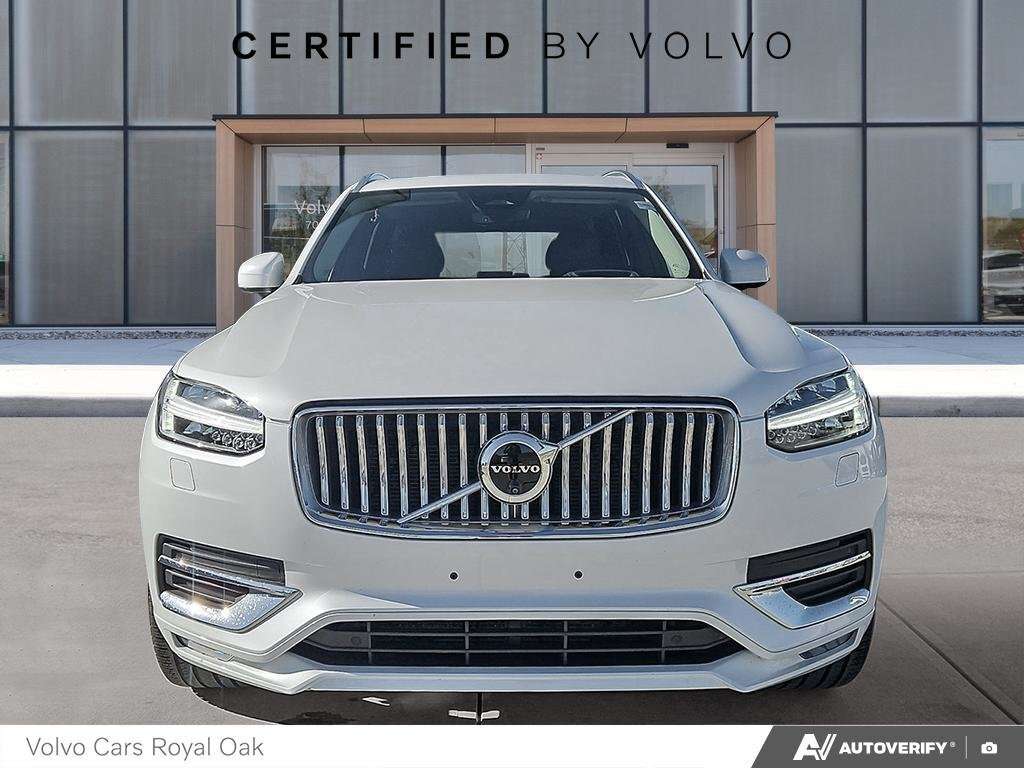 2024 Volvo XC90 Ultimate Bright Theme alt 2