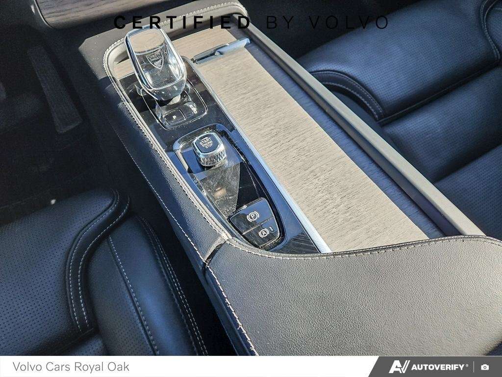2024 Volvo XC90 Ultimate Bright Theme thumb 18