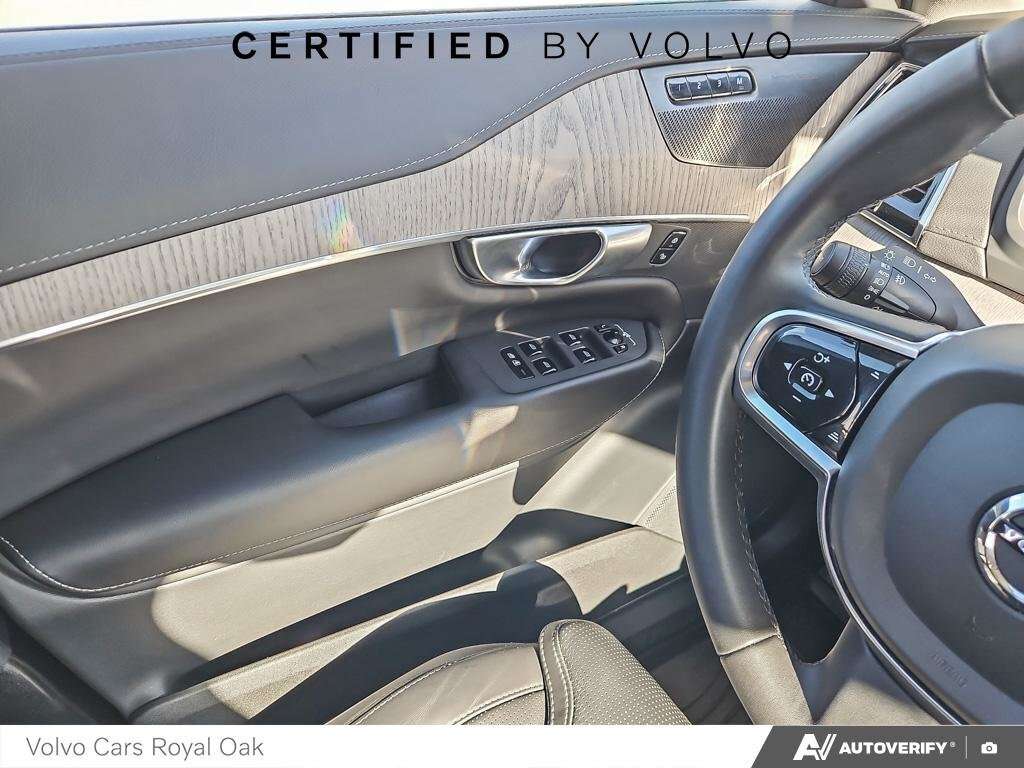2024 Volvo XC90 Ultimate Bright Theme thumb 17