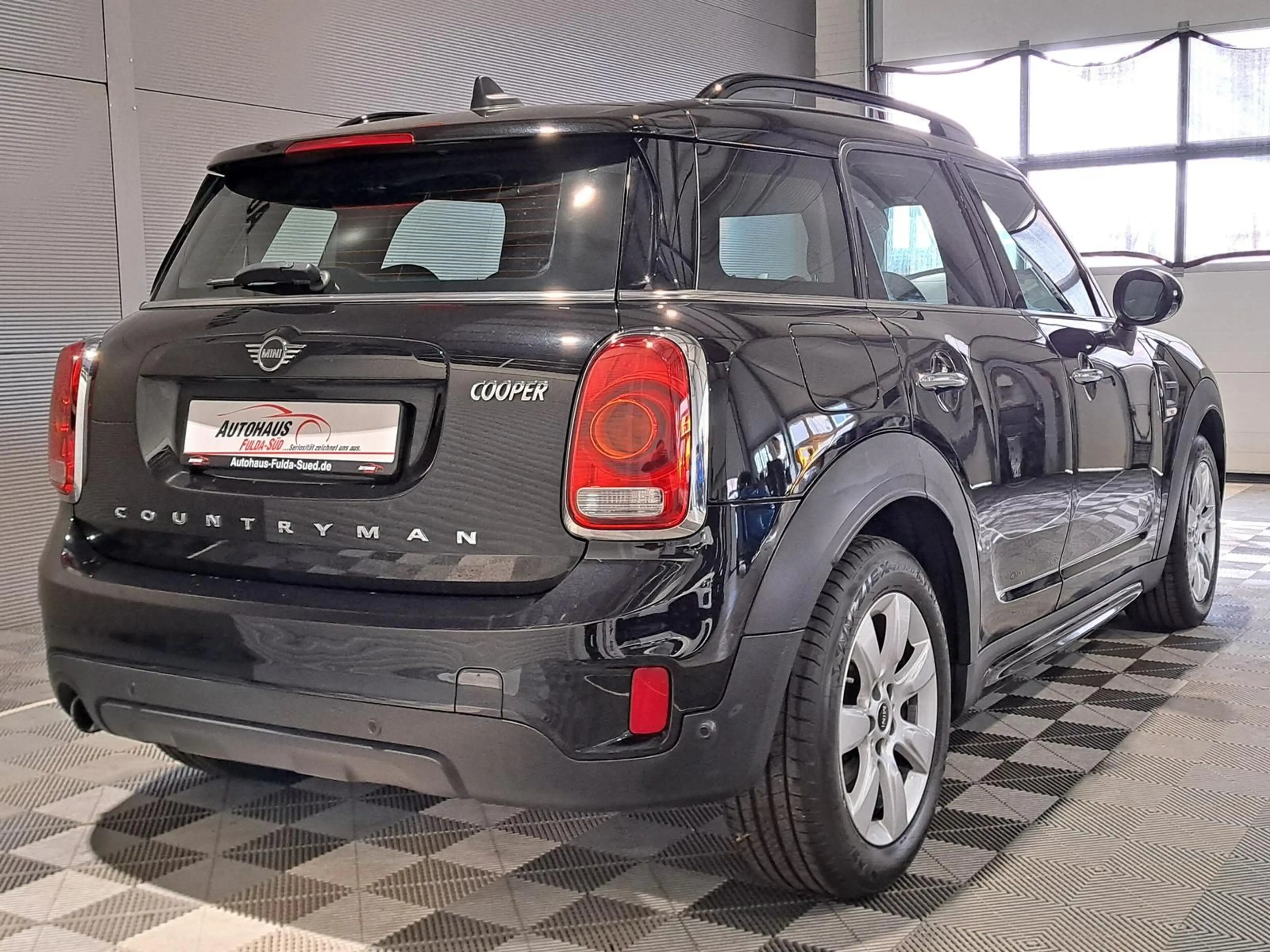 MINI Cooper Countryman Cooper Countyman 1.5 Pepper°LED°PDC°BT°FSE°Klima — photo 4