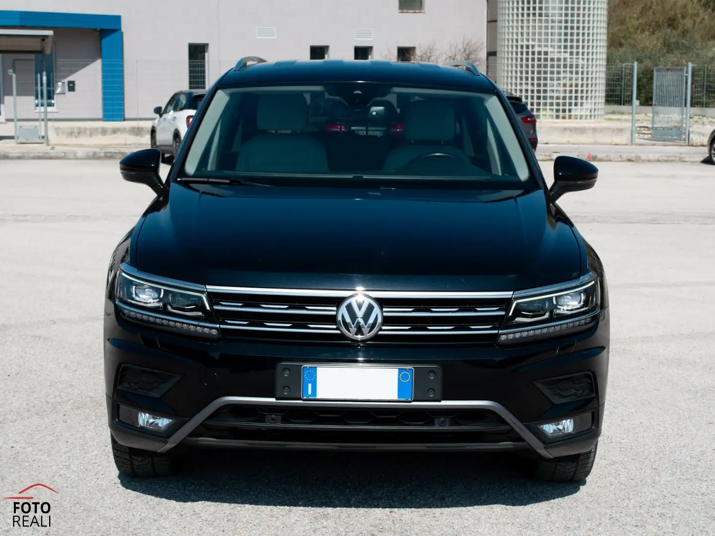 Volkswagen Tiguan ALLSPACE 2.0 TDI 4MOTION 150 CV FULL LED VIRTUAL crna - 2