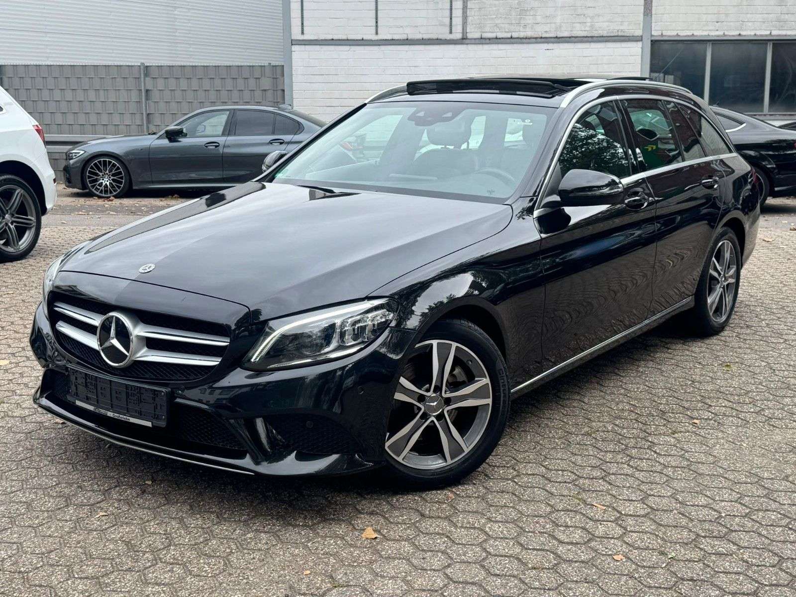 Mercedes-Benz C 220