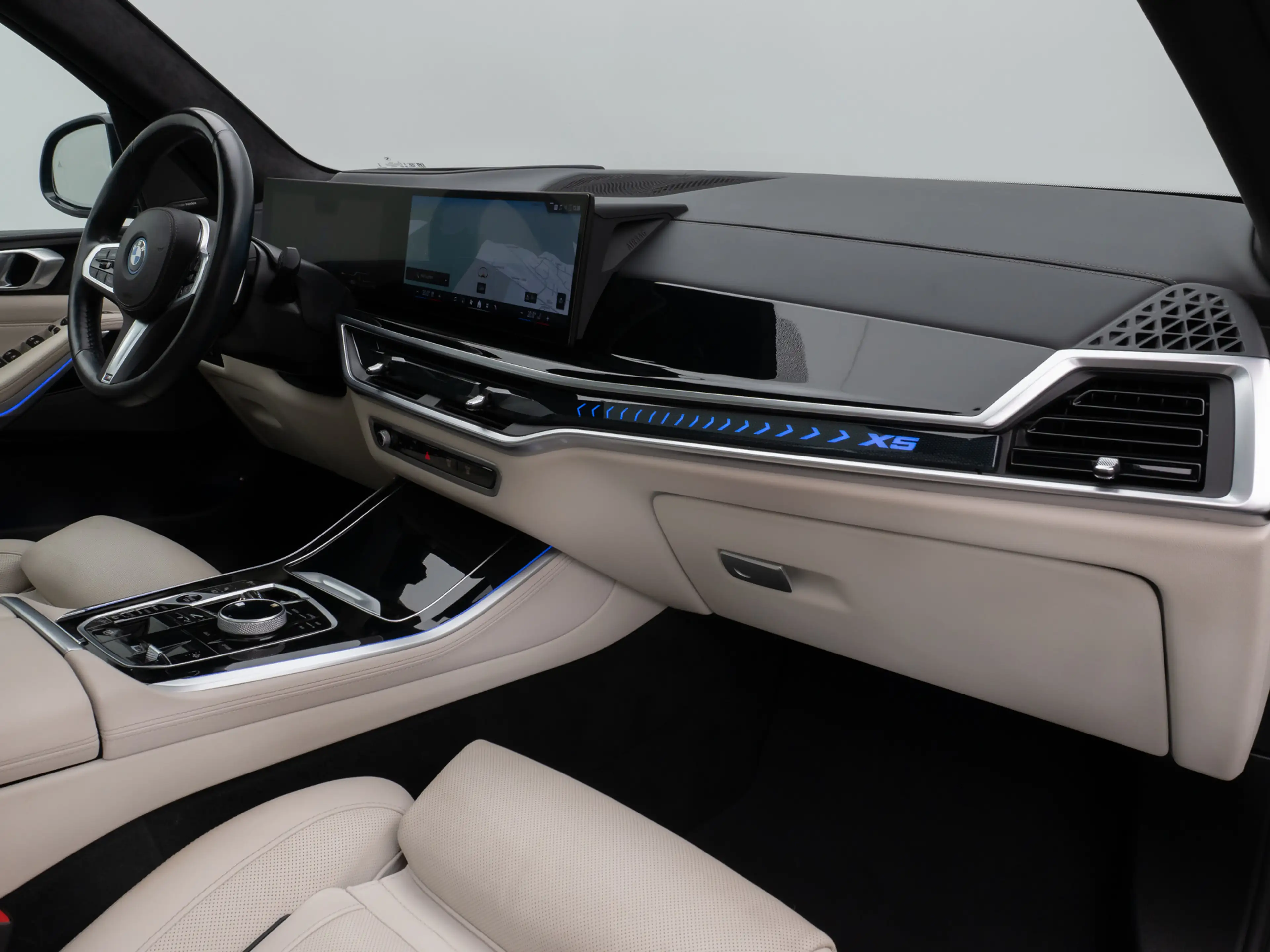 BMW X5 M Sport Pro Pano SoftCL 360°HUD DAB H K — photo 24