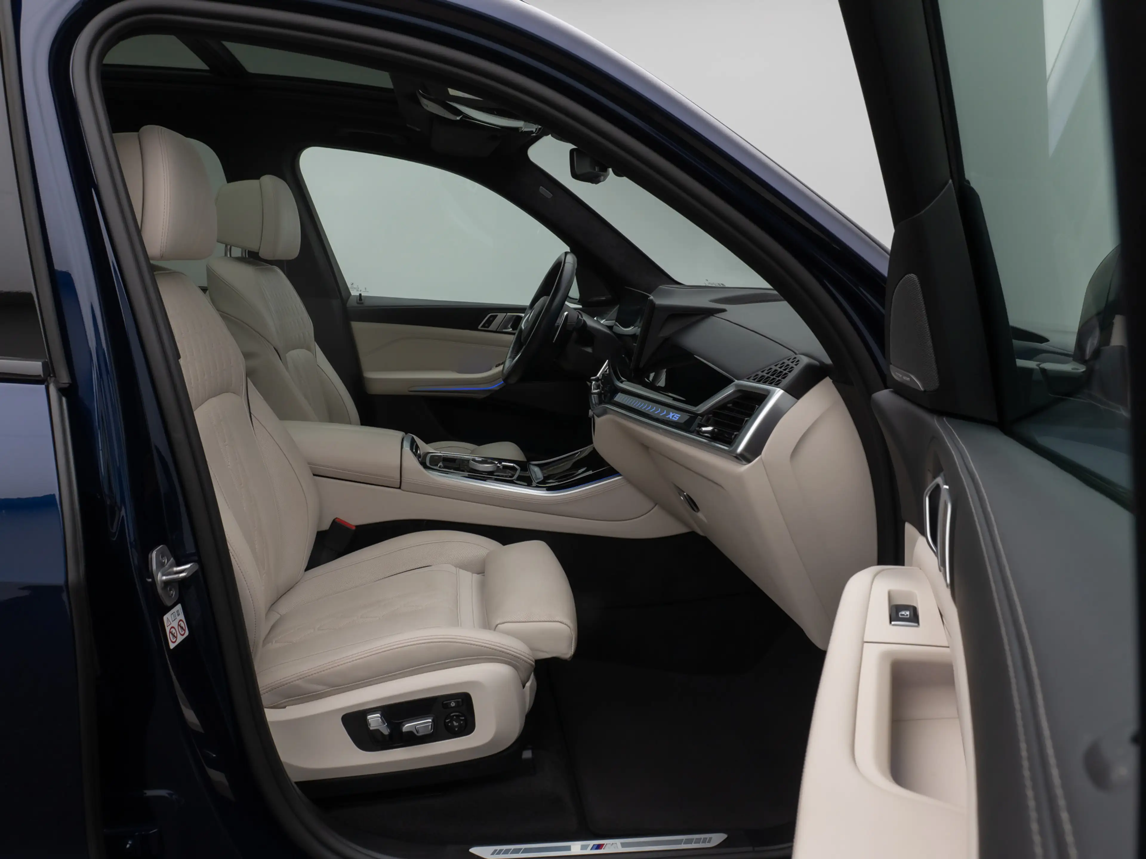 BMW X5 M Sport Pro Pano SoftCL 360°HUD DAB H K — photo 23