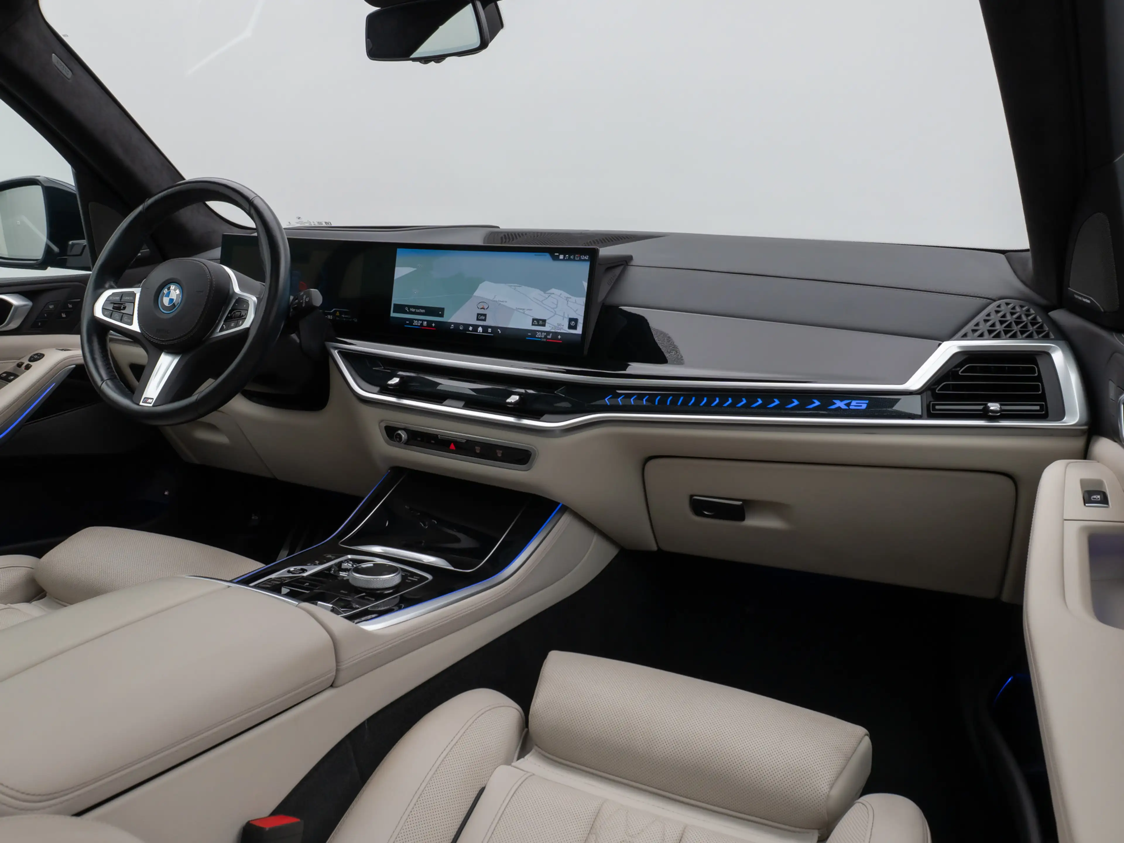 BMW X5 M Sport Pro Pano SoftCL 360°HUD DAB H K — photo 41