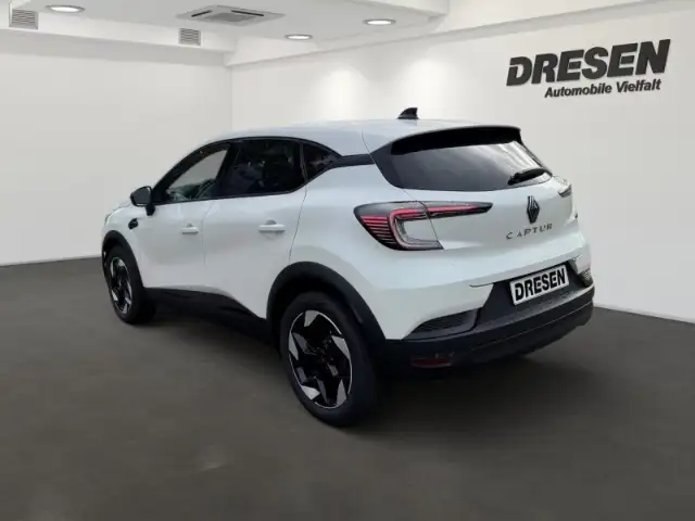 Renault Captur view 4