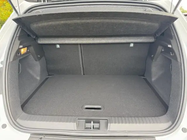 Renault Captur view 12