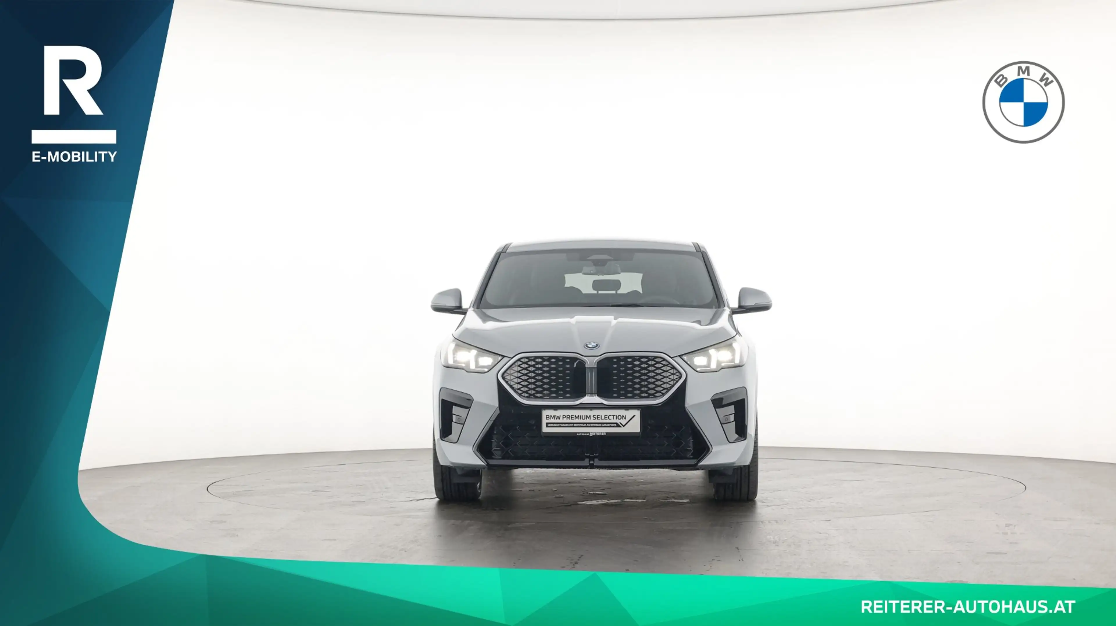 BMW iX2 eDrive20 *M-Sportpaket *Adaptives M Fahrwerk *AHK — photo 2