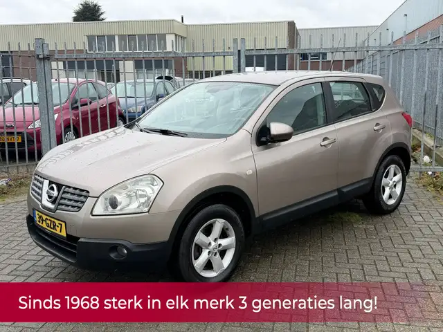 Nissan Qashqai 2.0 Acenta 140PK NL AUTO NAP! NAVI l Camera l Trek
