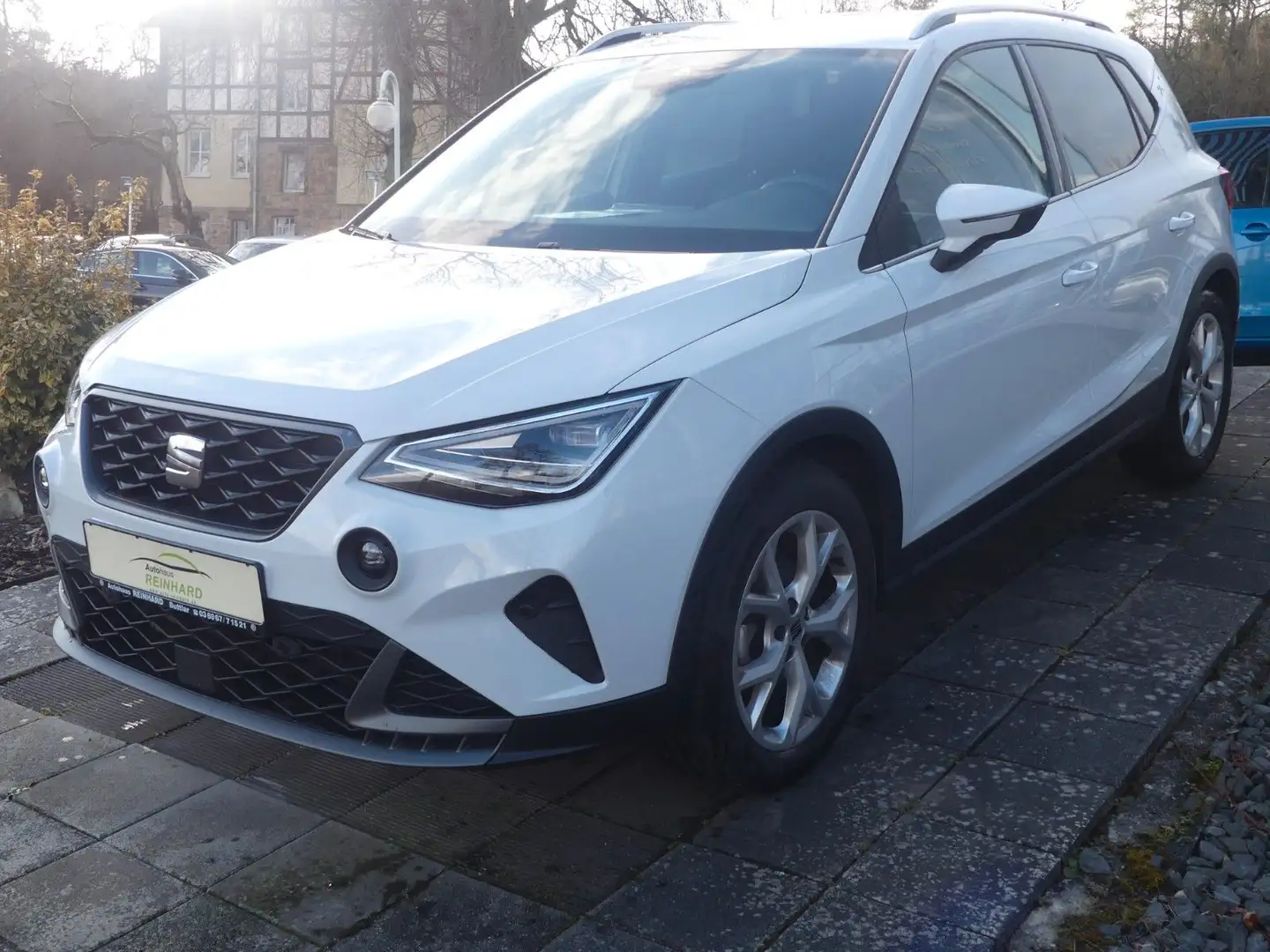 SEAT Arona FR, Sitzheiz, Navi, RF-Kamera, 2Z-Klima Blanc - 2