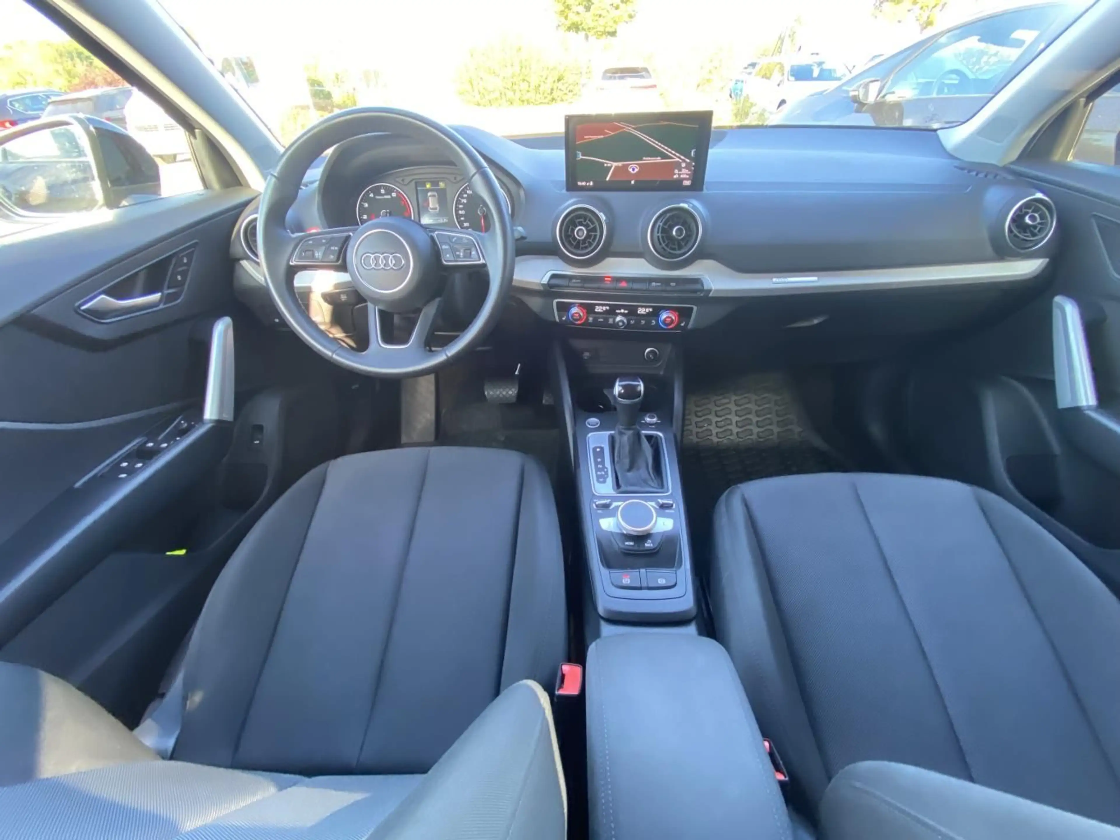 Audi Q2 1.5 TSI S-tronic advanced NAVI+KAMERA+LED+DAB — photo 13