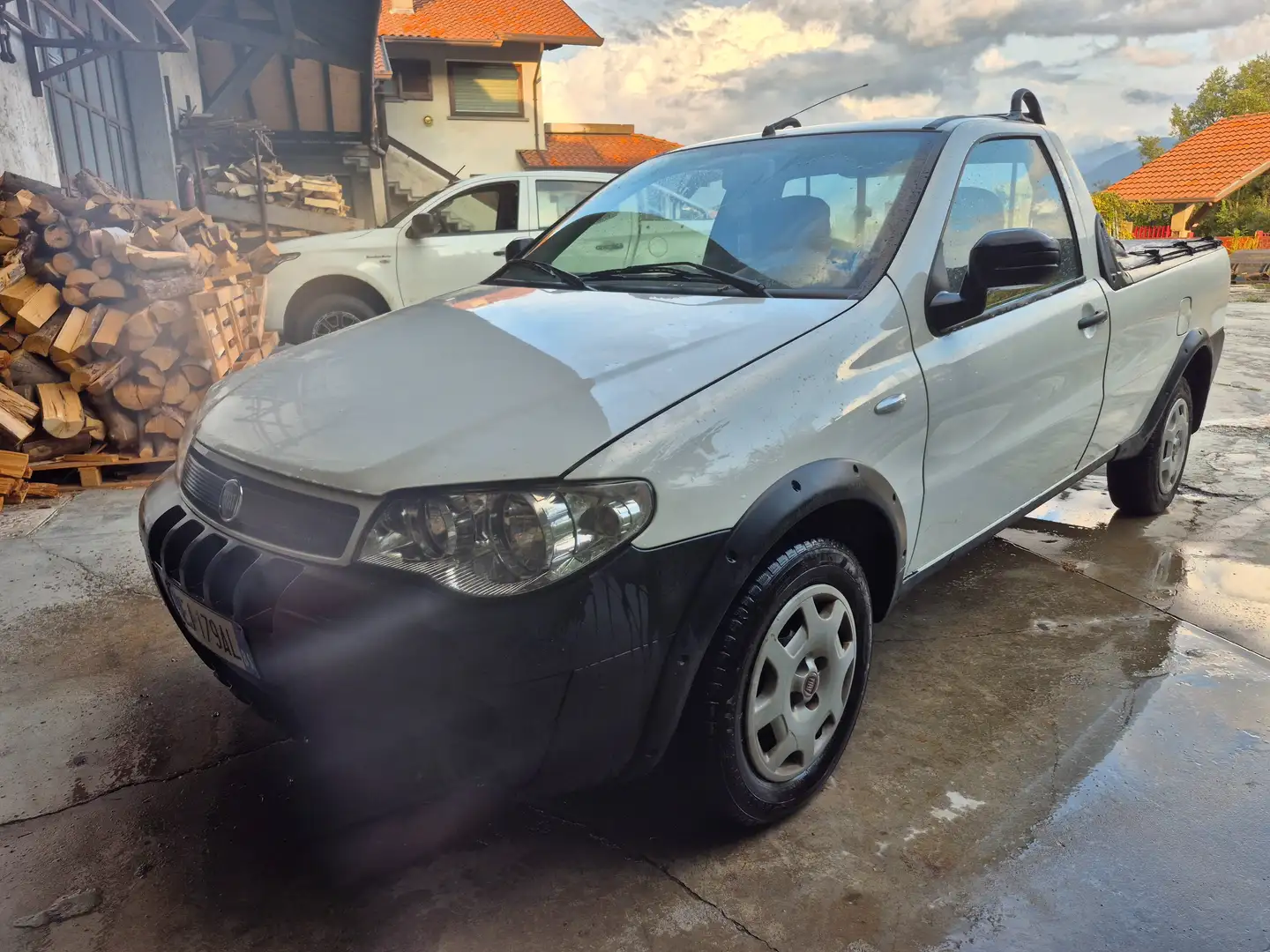Fiat Strada 1.3 MTJ Pick-up Cabina Corta Blanco - 2