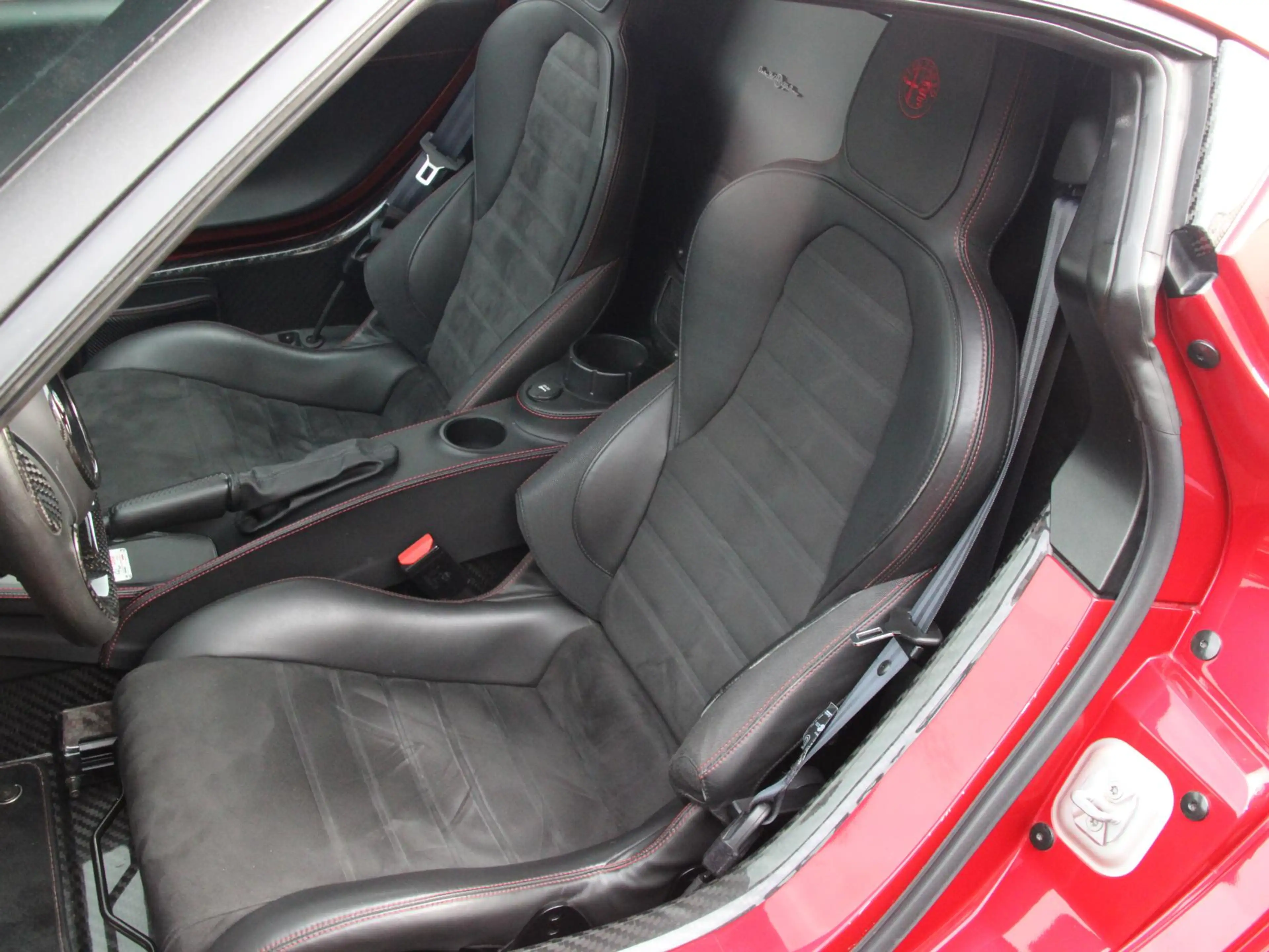 Alfa Romeo 4C TCT Launch Edition — photo 50