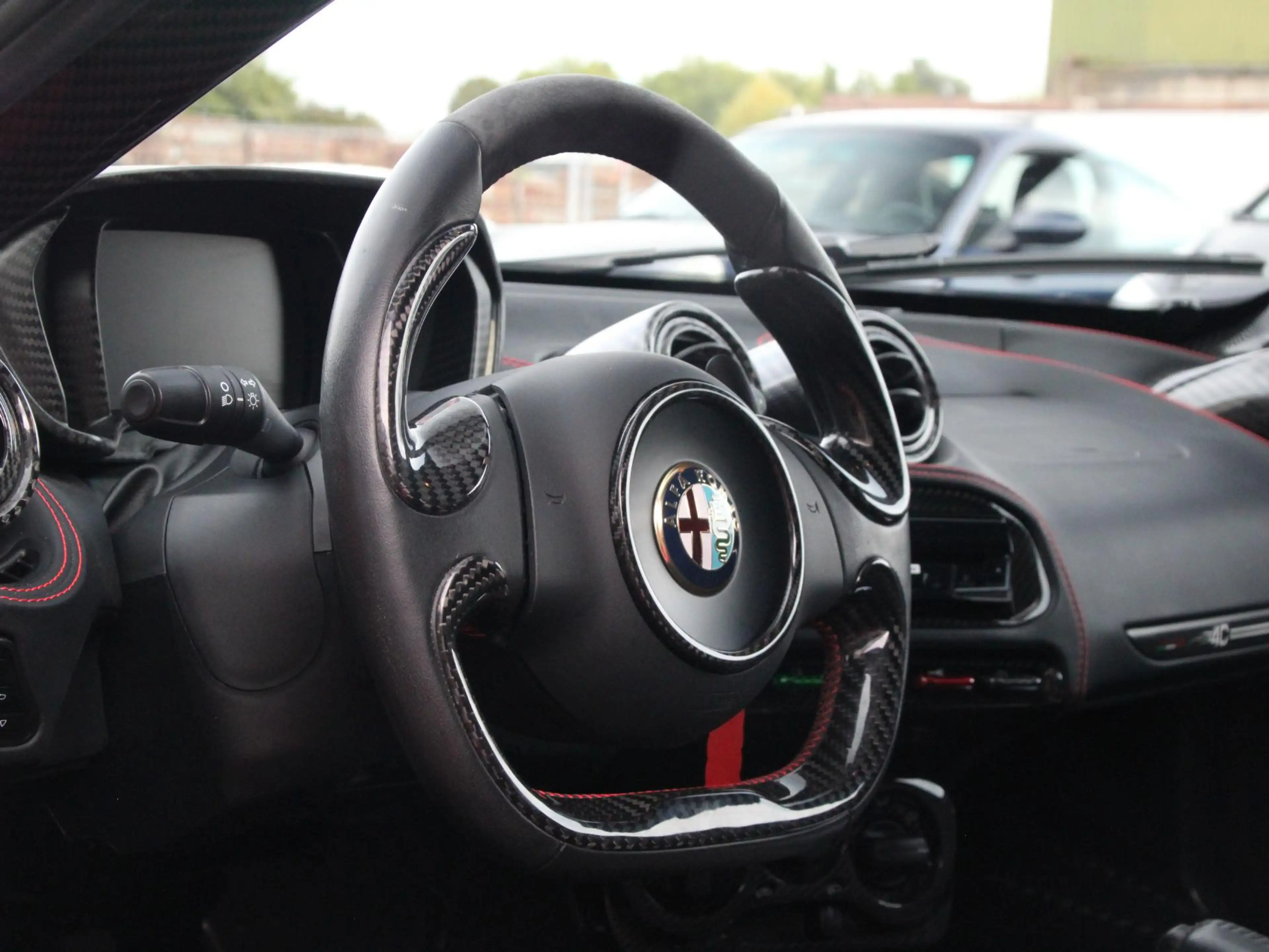 Alfa Romeo 4C TCT Launch Edition — photo 32