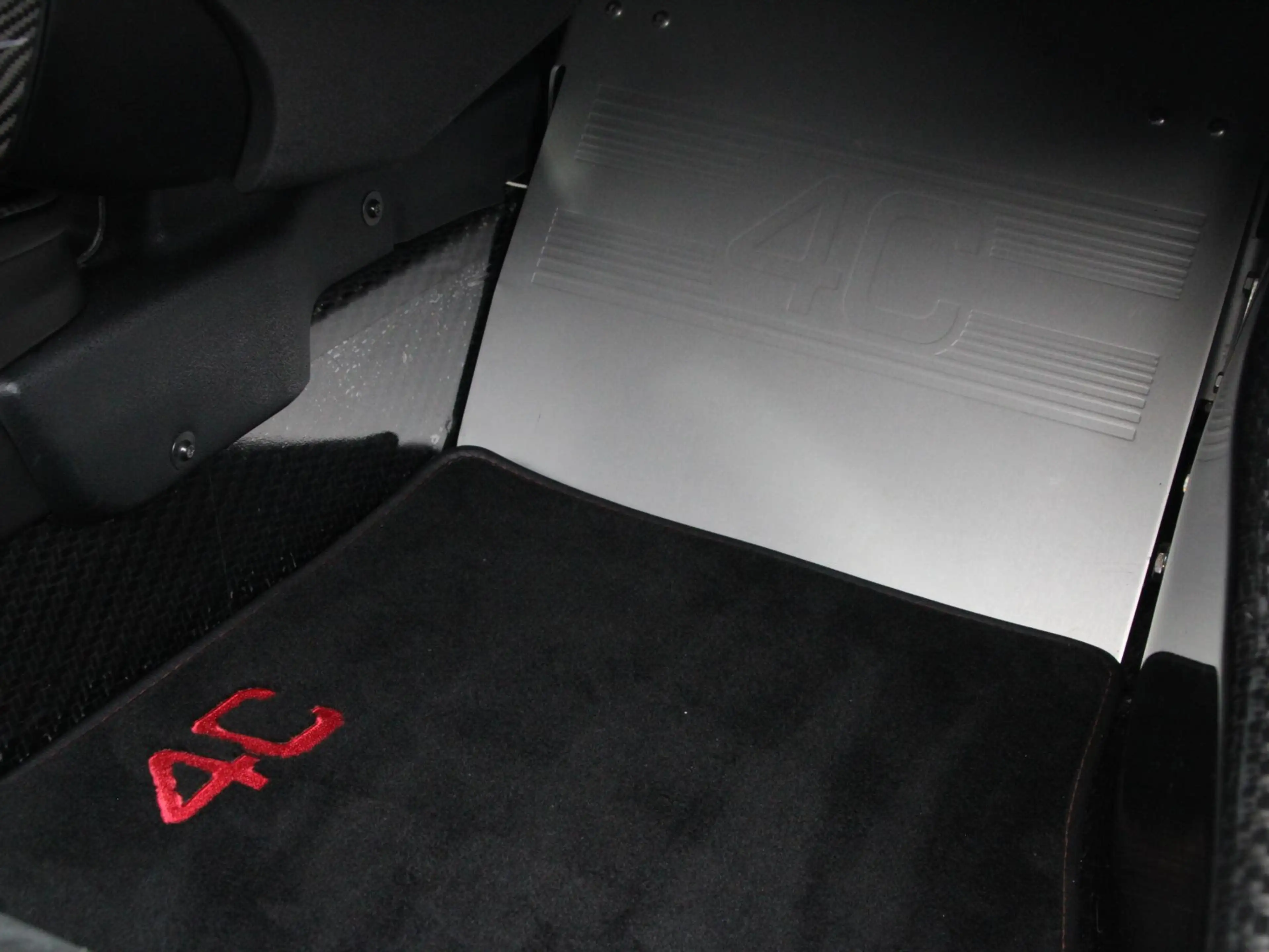 Alfa Romeo 4C TCT Launch Edition — photo 48