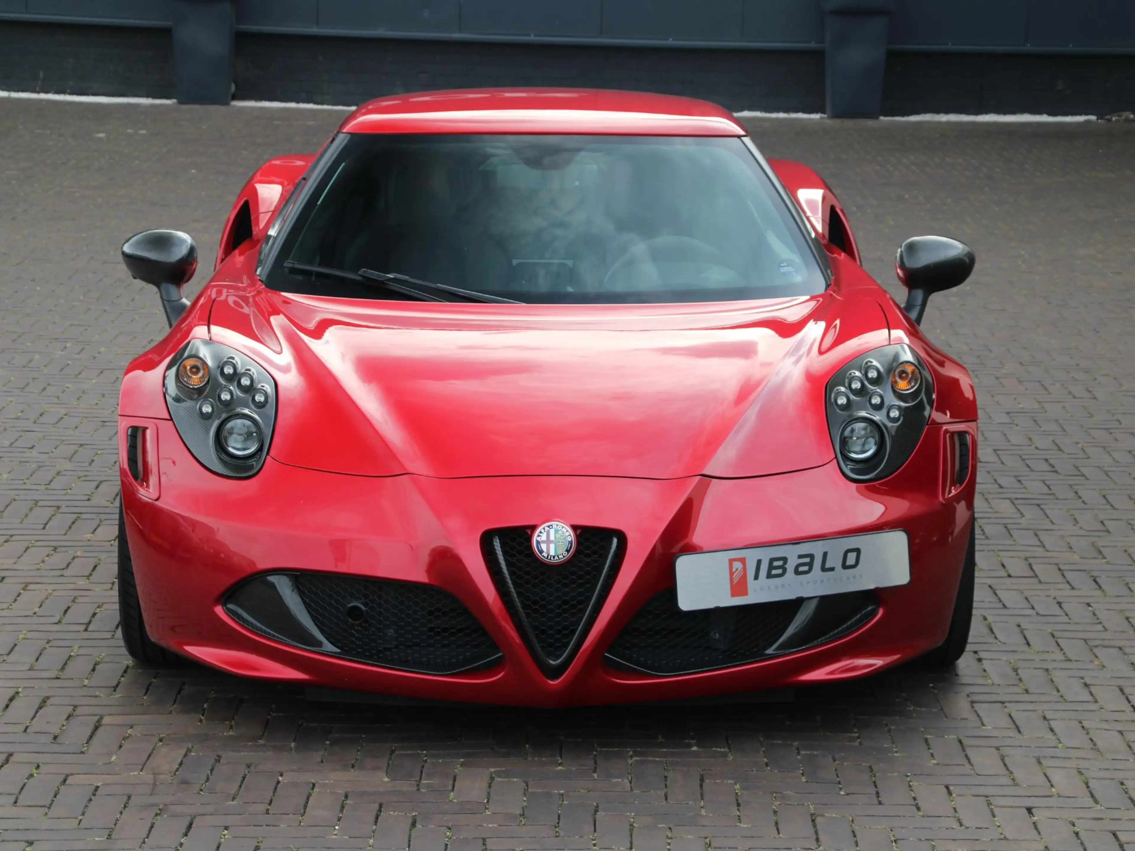 Alfa Romeo 4C TCT Launch Edition — photo 9