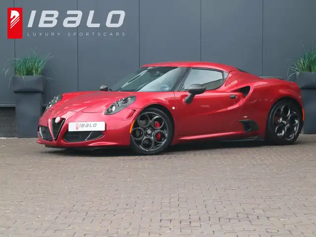Alfa Romeo 4C TCT Launch Edition