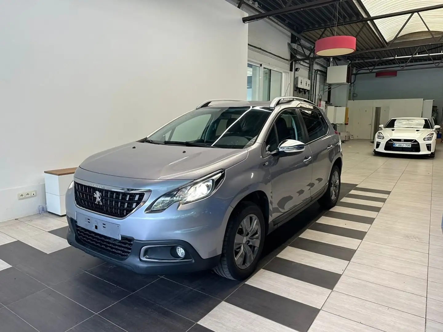 Peugeot 2008 BENZINE /MANUEEL/GARANTIE Grijs - 1