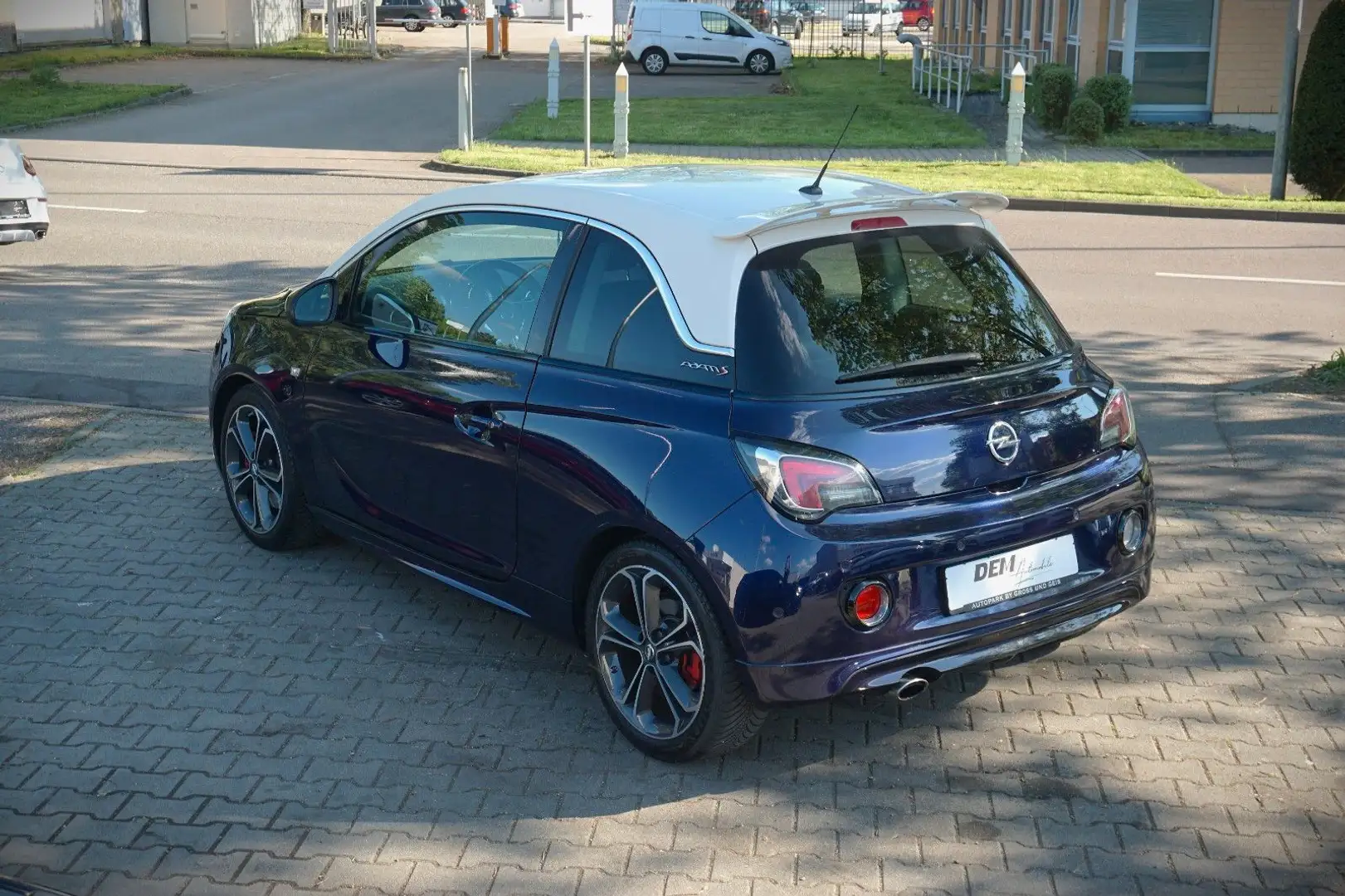 Opel Adam S / OPC - Optik / 18 - Zoll / Navi / Azul - 2