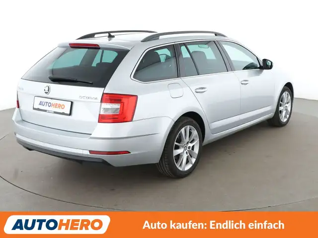Skoda Octavia view 6