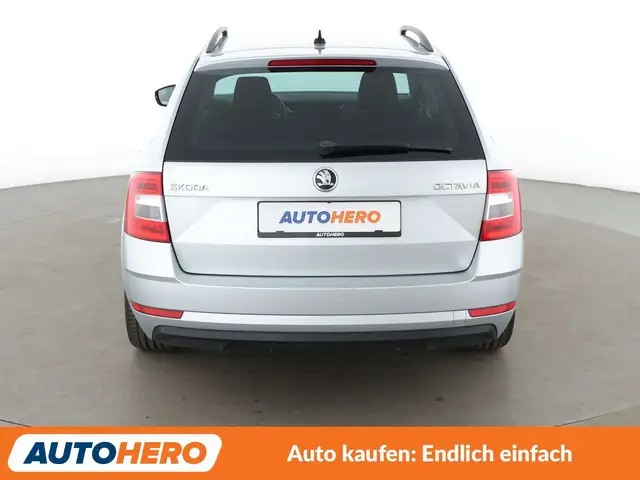 Skoda Octavia view 5