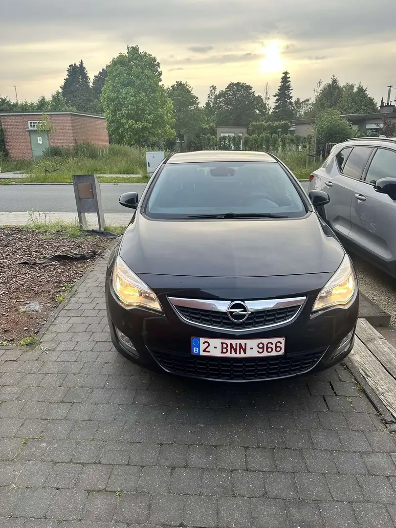 Opel Astra 1.4 ecoFLEX Edition Zwart - 2