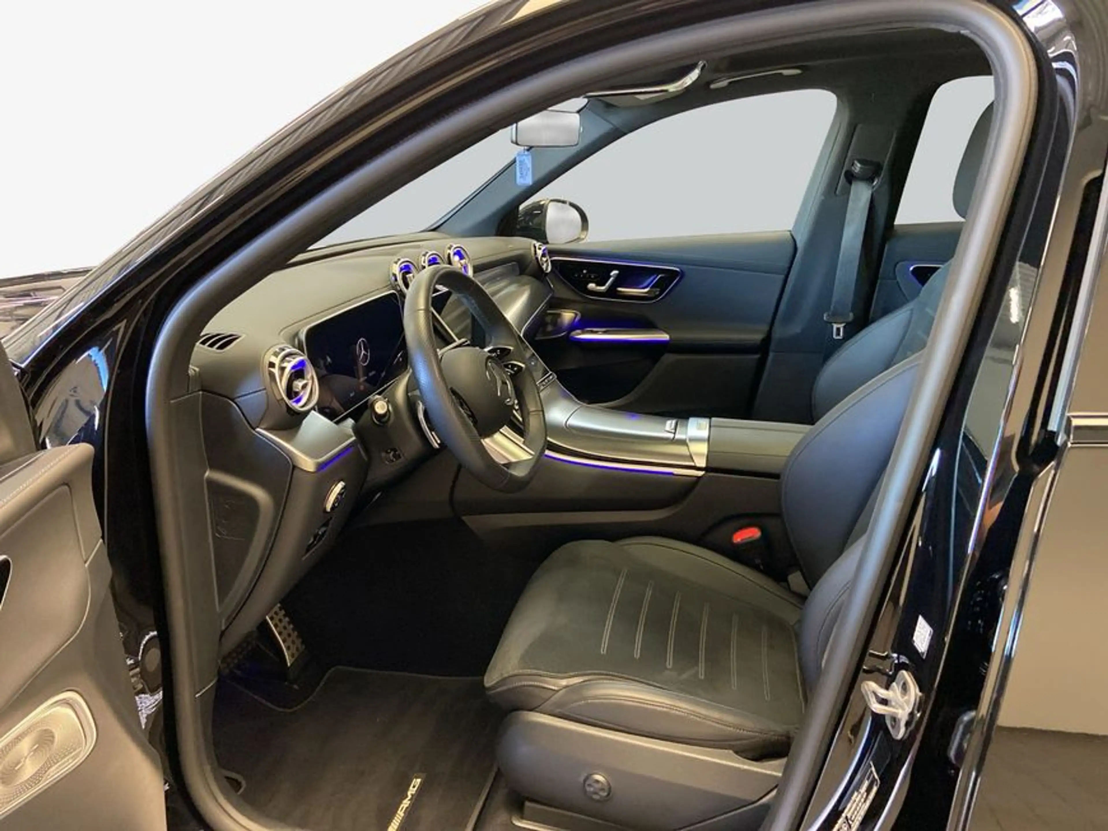 Mercedes-Benz GLC 300 GLC — photo 10