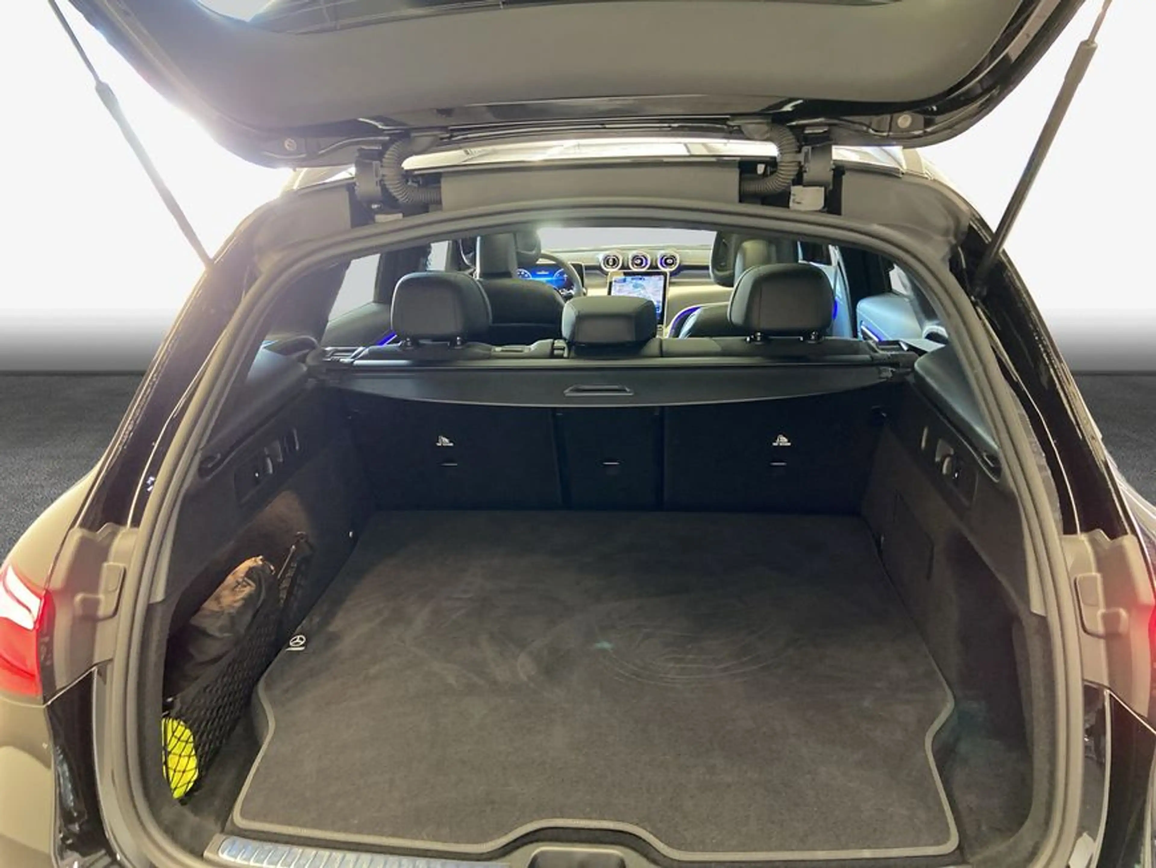 Mercedes-Benz GLC 300 GLC — photo 9