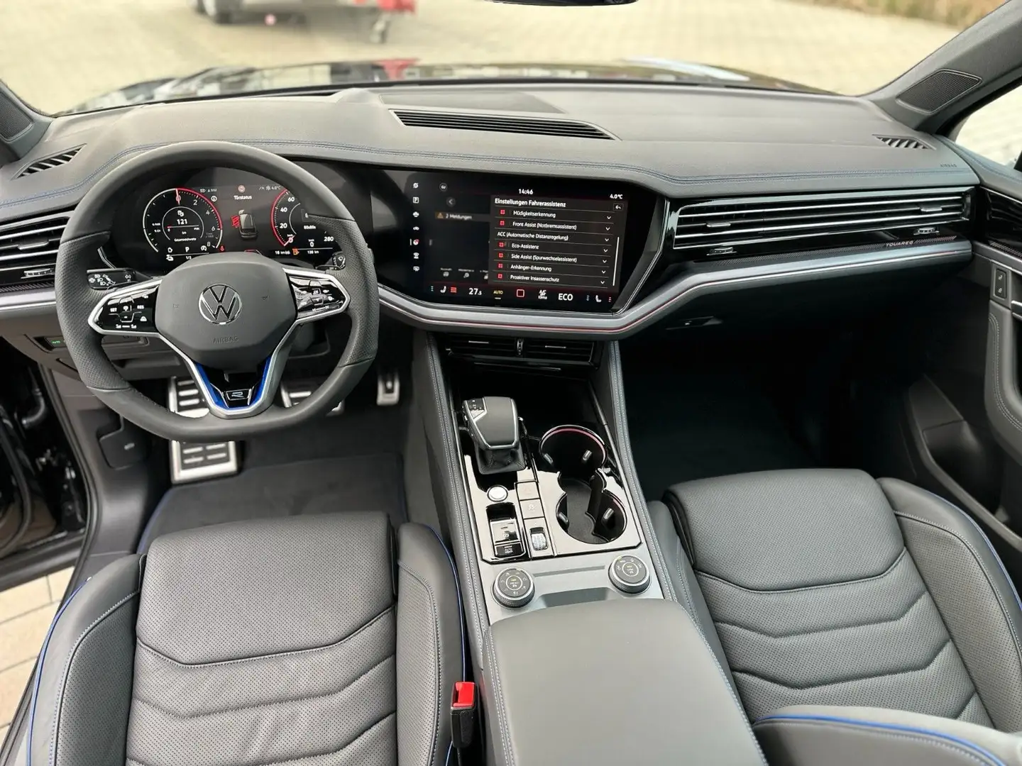 Volkswagen Touareg NEW R PLUG IN 462PK MEGA VOL IQDRIV/22/BLACK/MASSA Schwarz - 2