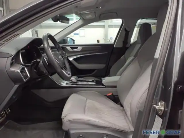 Audi S6 view 7