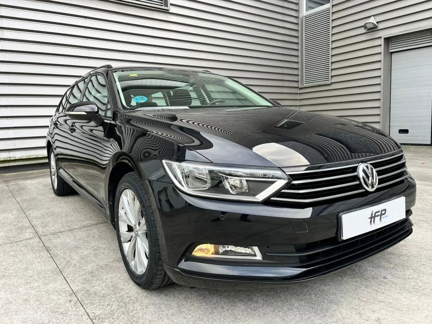 Volkswagen Passat Variant 2.0TDI Edition 110kW Negro - 1