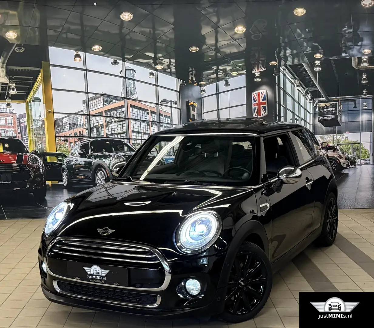 MINI Cooper CHILLI AUT PANO LEDER LED Noir - 1
