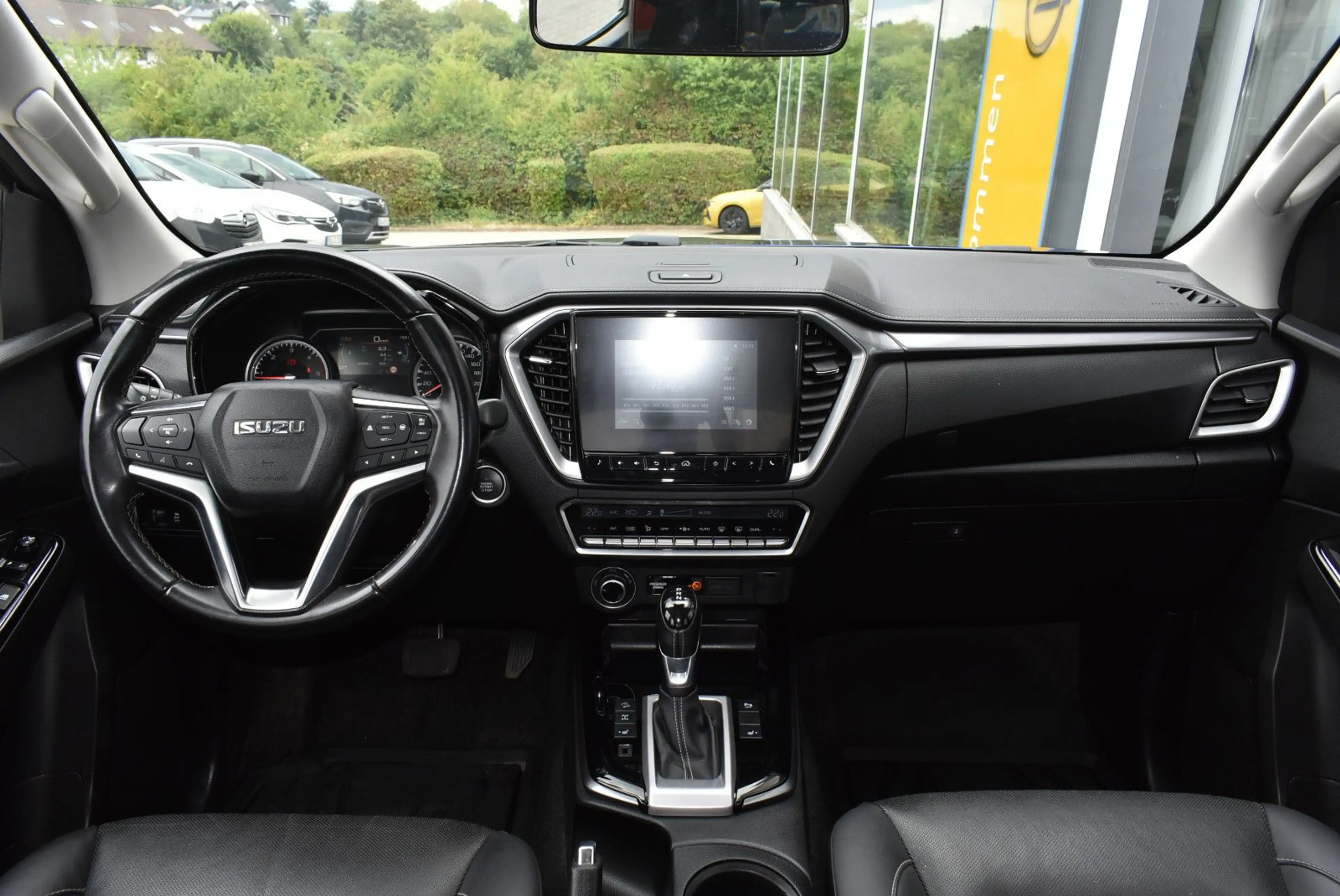 Isuzu D-Max Double Cab LSE Aut. — photo 12