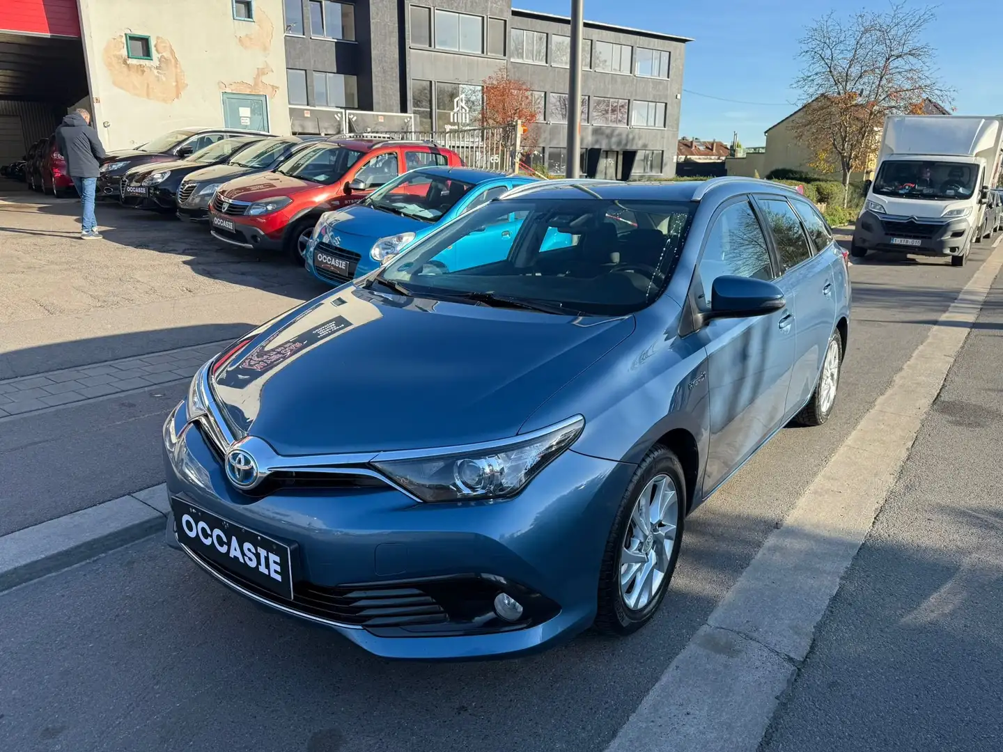 Toyota Auris Auris SW HEV 1.8i HYBRIDE **CARNET COMPLET** - 1