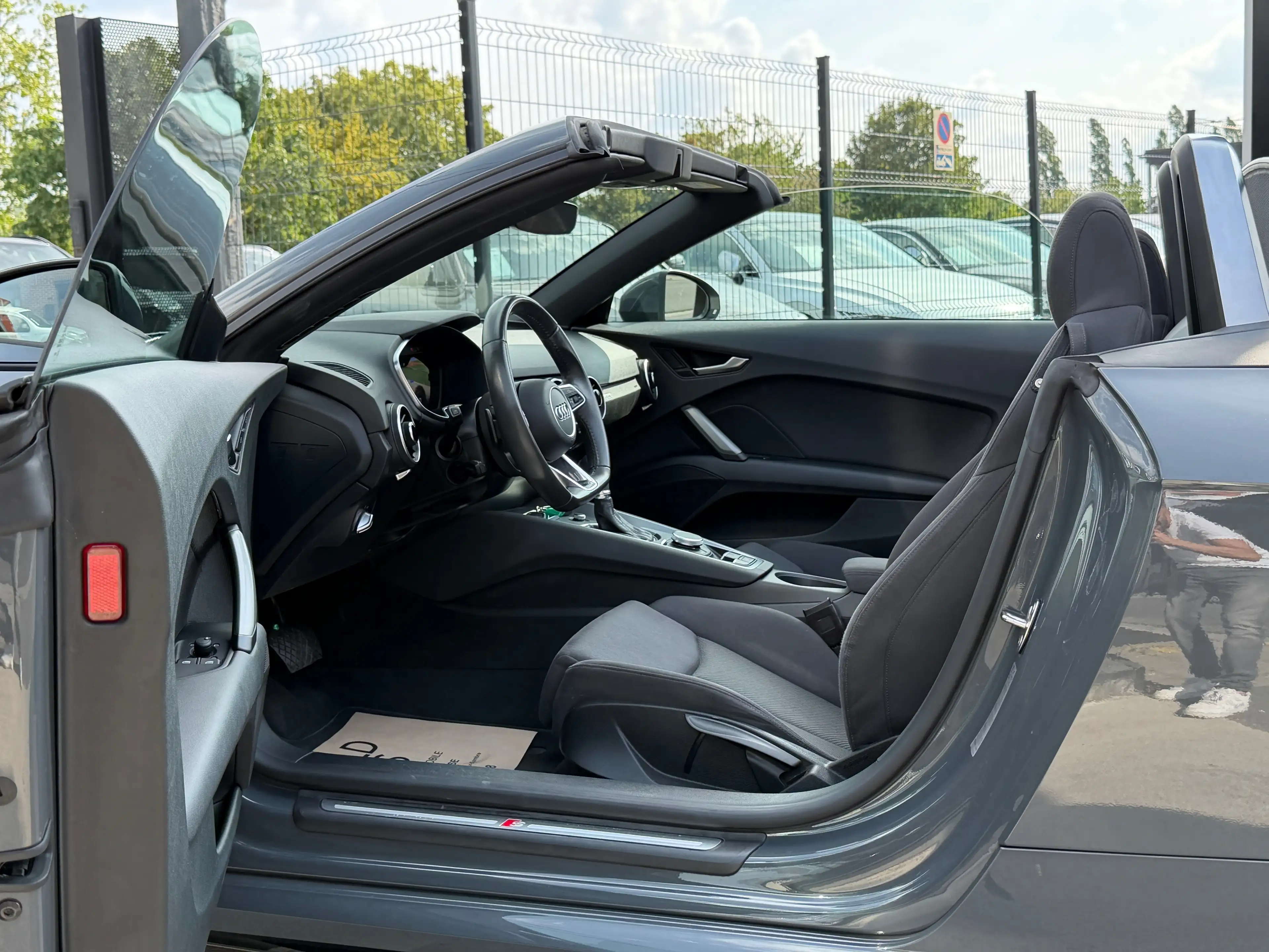 Audi TT TT Roadster 45 TFSI Quattro S tronic - S LINE - NAVI - CRUISE -  LANE ASSIST - GARANTIE 12 MOIS — photo 7