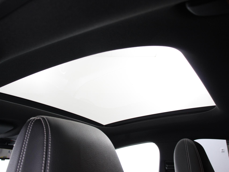Mercedes-Benz CLA 180 Ambition Climate Control Navigatiesysteem Lichtmet — photo 12