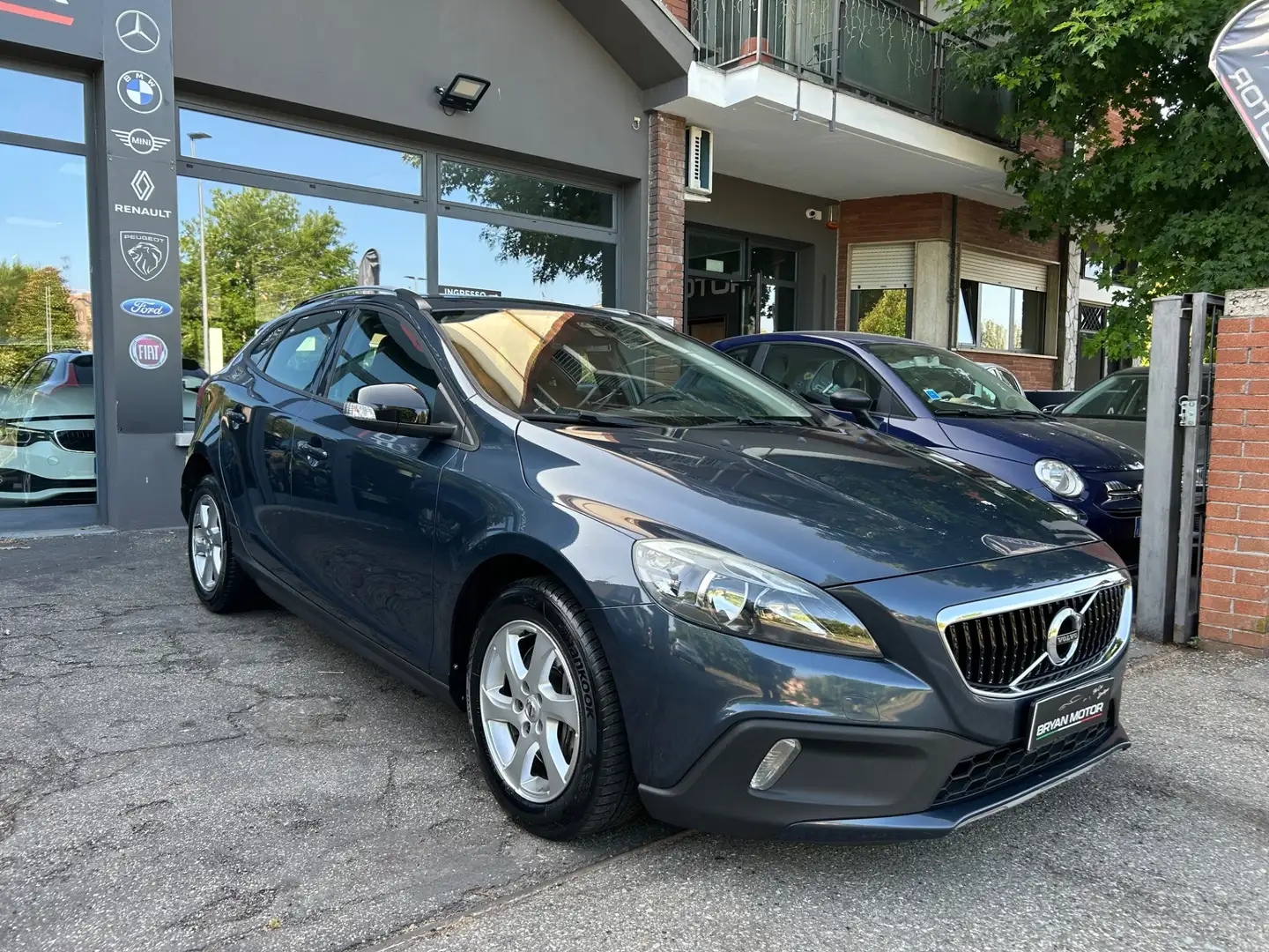 Volvo V40 Cross Country V40 Cross Country D2 Business Šedá - 2