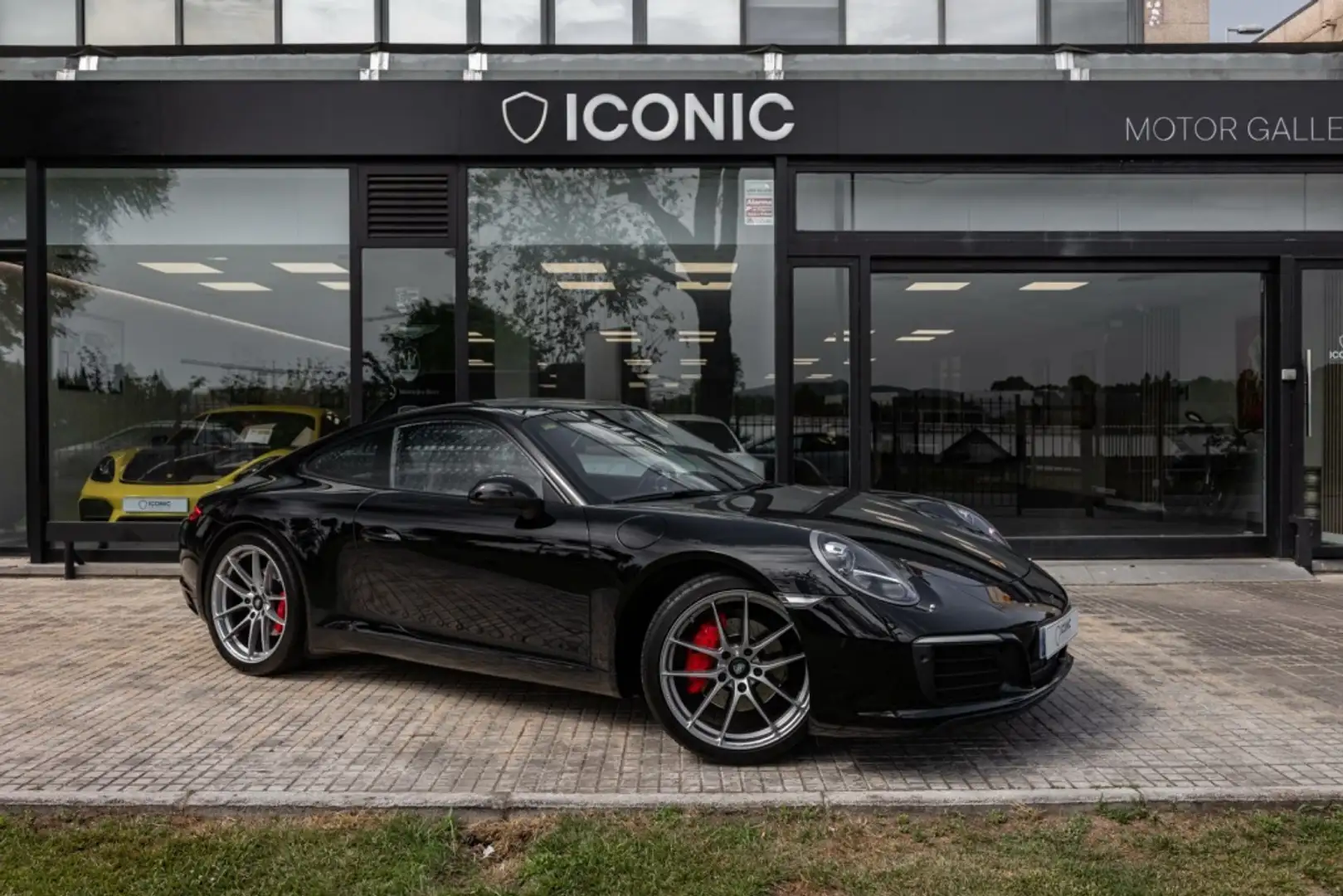 Porsche 991 Carrera Coupé PDK Negro - 1