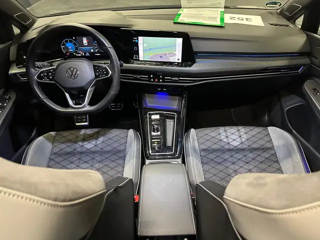 Volkswagen Golf view 14