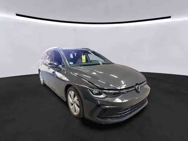 Volkswagen Golf Variant R-Line Black Style*18Zoll*PANORAMA*Harman/Kardon*