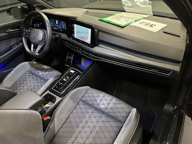 Volkswagen Golf view 13