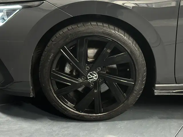 Volkswagen Golf view 9