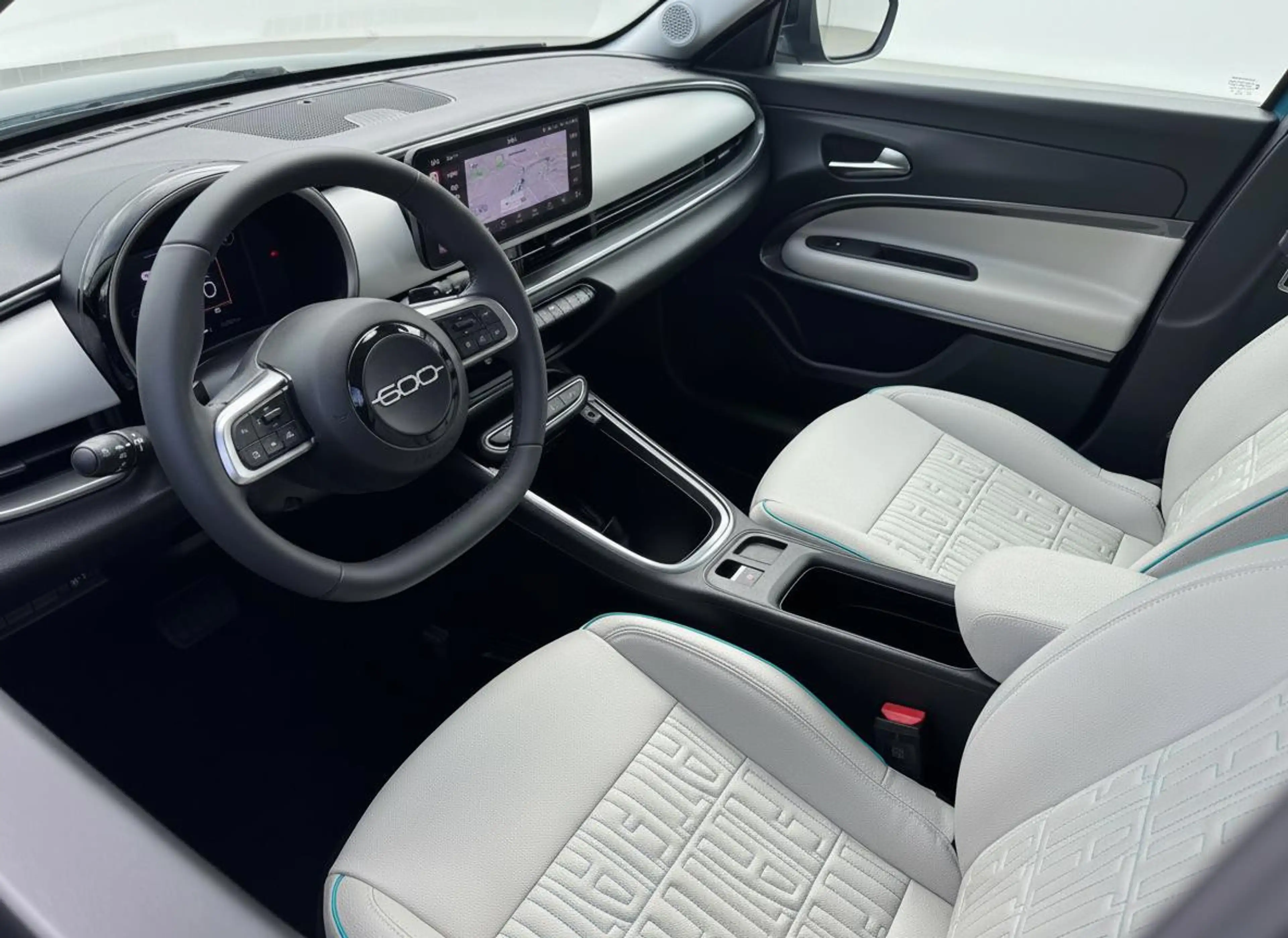 Fiat 600 1.2 Hybrid La Prima | Elektrische a-klep | Adaptiv — photo 4